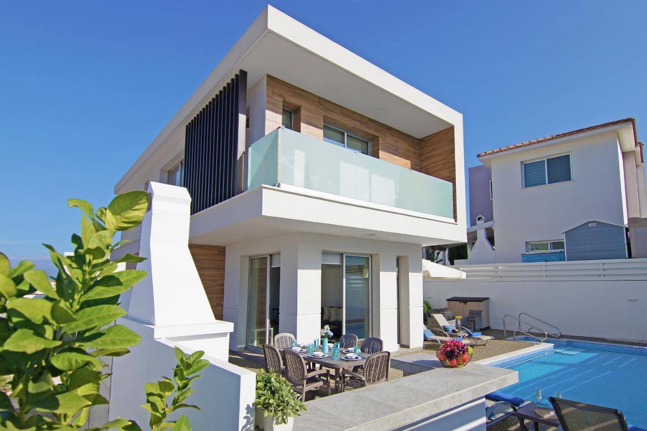 Villa Thea Athena Protaras Buitenkant foto
