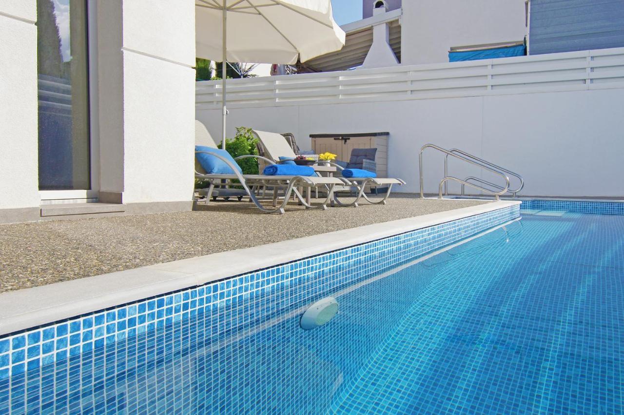 Villa Thea Athena Protaras Buitenkant foto