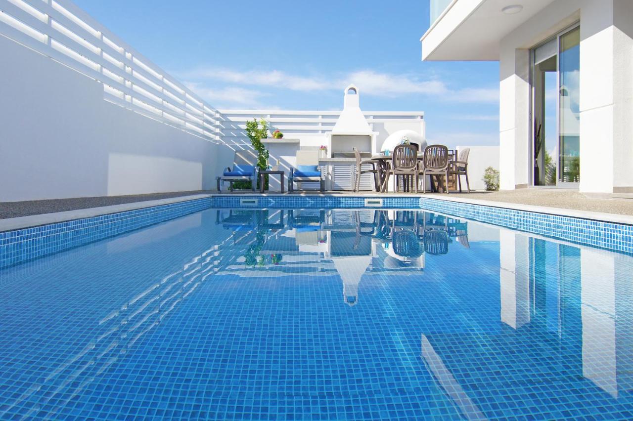 Villa Thea Athena Protaras Buitenkant foto