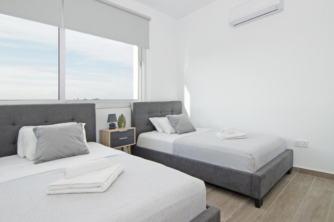 Villa Thea Athena Protaras Buitenkant foto