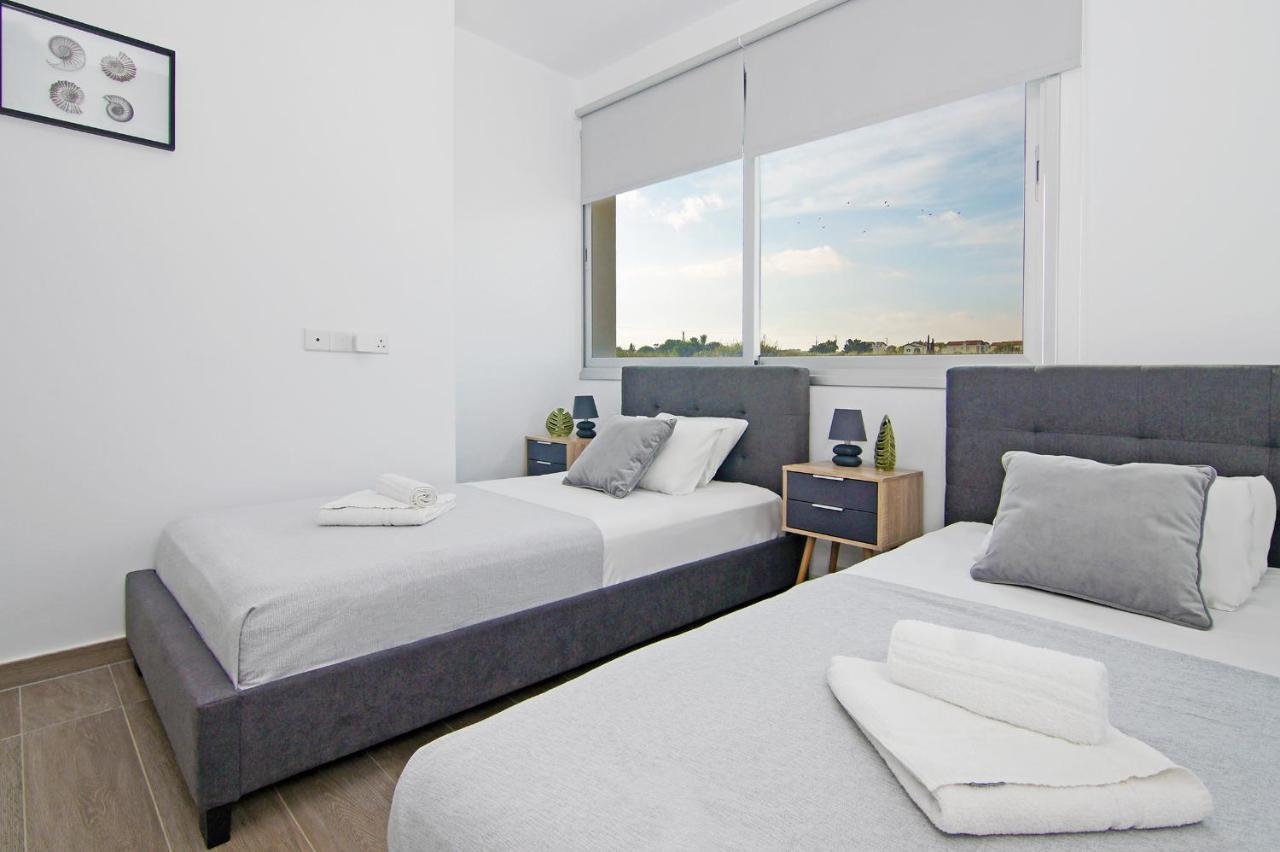 Villa Thea Athena Protaras Buitenkant foto